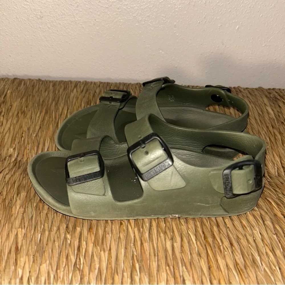 Birkenstock Kids Sandals in Olive Green